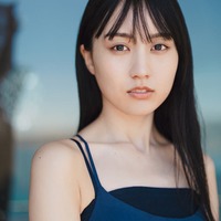 賀喜遥香「B.L.T.」10月号別冊付録:両面超ビッグポスター(表)