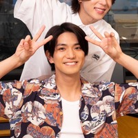 末澤誠也&正門良規「Eye-Ai」(あいあい)2023年10月号(9月1発売)(C)Eye-Ai/あいあい