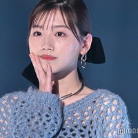 日向坂46佐々木美玲、目元ラインストーン×きらびやか衣装で圧倒的存在感<TGC2023A/W>
