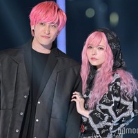 兼近大樹、益若つばさ(C)モデルプレス