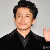 小栗旬(C)モデルプレス