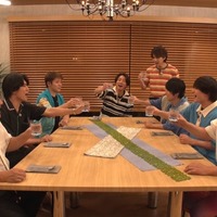 (左から)山崎弘也、藤井流星、岸優太、相葉雅紀、佐藤勝利、風間俊介、浮所飛貴、飯尾和樹(C)フジテレビ