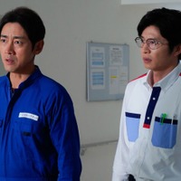 小泉孝太郎、田中圭「ブラックポストマン」最終話より(C)テレビ東京