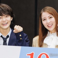 齋藤潤、石川恋(C)モデルプレス