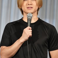 会見に出席した堂本光一(C)モデルプレス