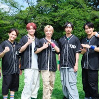 Travis Japan(宮近海斗、松倉海斗、吉澤閑也、七五三掛龍也、中村海人、松田元太、川島如恵留)(C)中京テレビ