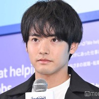オープニングセレモニーに出席した赤楚衛二(C)モデルプレス