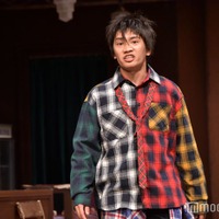 1人2役?並木憲次(中井貴一)の若き頃を演じる藤原丈一郎(C)モデルプレス