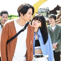 相葉雅紀、山本舞香(C)テレビ朝日