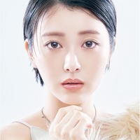 浜辺美波(画像提供:講談社)