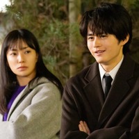 菅野美穂、鈴鹿央士「ゆりあ先生の赤い糸」第6話より(C)テレビ朝日
