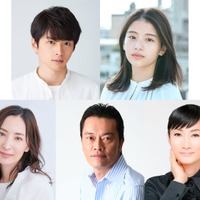 (左上から時計回りに)白洲迅、出口夏希、余貴美子、遠藤憲一、真飛聖(提供写真)