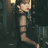 鈴木愛理(C)光文社/週刊FLASH 写真:東京祐