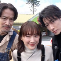 竹野内豊、綾瀬はるか、佐藤健(C)TBS