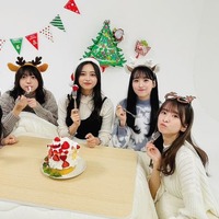 クリスマスパーティーをする川崎桜、冨里奈央、井上和、一ノ瀬美空、菅原咲月（提供写真）