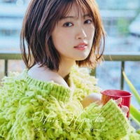 樋口日奈/2024カレンダー表紙1(提供写真)