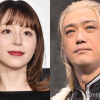 平野綾、谷口賢志(C)モデルプレス