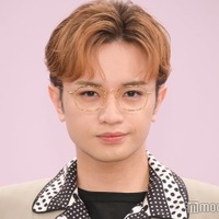 メガネドレッサー賞を狙う中島健人(C)モデルプレス