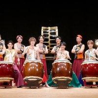 (後列左から)酒井智彬、渡辺隆寛、宇田翔馬、齋英俊、塩見岳大、尾関龍河(前列右から)美 少年/浮所飛貴、金指一世、佐藤龍我、藤井直樹、那須雄登、岩崎大昇(C)BSFUJI