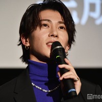 サランラップは手でちぎる末澤誠也(C)モデルプレス