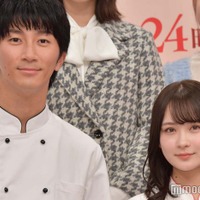 畑芽育に褒められ「よしっ」と小声で呟く濱田崇裕 (C)モデルプレス
