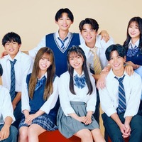 (後列左から)ゆう、えいじ、るい、アレックス、きさき(前列左から)だいすけ、そら、みく、そうた、みさき「今日、好きになりました。-卒業編-」(C)AbemaTV, Inc.