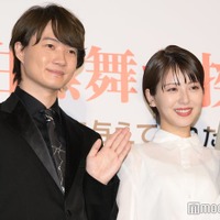 映画「ゴジラ-1.0」大ヒット御礼白黒舞台挨拶に出席した神木隆之介、浜辺美波（C）モデルプレス