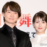 映画「ゴジラ-1.0」大ヒット御礼白黒舞台挨拶に出席した神木隆之介、浜辺美波（C）モデルプレス