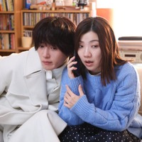 （左から）八木勇征、福田麻貴「婚活1000本ノック」第2話より（C）フジテレビ