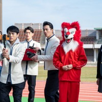 (左から)横田真悠、泉澤祐希、山時聡真、井上祐貴、吉川愛「マルス-ゼロの革命-」第2話より(C)テレビ朝日