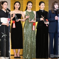 「2024年 エランドール賞」に出席した（左から）冨永愛、吉田羊、堀田真由、今田美桜、小芝風花、川口春奈、安藤サクラ（C）モデルプレス