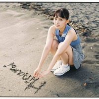 森日菜美初フォトスタイルブック「Chicktack」通常版裏表紙/Photo:Ittetsu Matsuoka