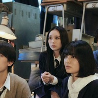 深田竜生、田鍋梨々花、吉田美月喜、矢花黎「マイストロベリーフィルム」第3話より(C)「マイストロベリーフィルム」製作委員会・MBS