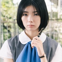 藤吉夏鈴（C）2024「新米記者トロッ子　私がやらねば誰がやる！」製作委員会