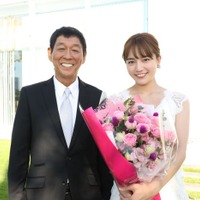 明石家さんま、川口春奈(C)フジテレビ