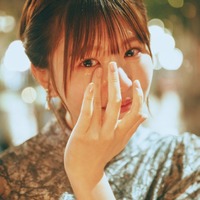 松田好花 1st写真集「振り向いて」／撮影：岡本武志／講談社