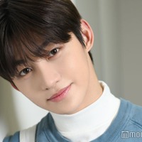モデルプレスのインタビューに応えたJIHOON(ジフン)(C)モデルプレス