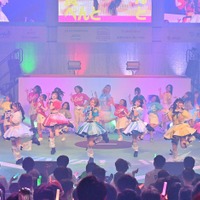 TikTok企画で集まったおべんとうガールとLinQメンバー(提供写真)