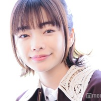囲み取材に応じた見上愛(C)モデルプレス
