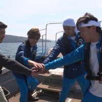 加藤英明准教授、松島聡、草間リチャード敬太、城島茂(C)日本テレビ