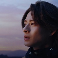 平野紫耀「強さ極めろ。」篇より(提供写真)