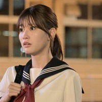 生見愛瑠「くるり~誰が私と恋をした?~」第6話より(C)TBS