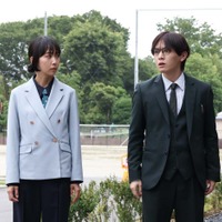 木南晴夏、山田涼介「ビリオン×スクール」第2話より（C）フジテレビ