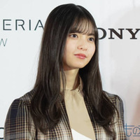 齋藤飛鳥、26歳バースデーを報告！にっこりSHOTに反響「めっちゃ可愛い」「この笑顔が好き」