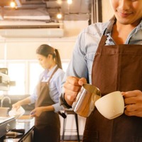 まるでドラマ！？【フランスのカフェで】思わずドキッとしてしまった現地男性の行動とは