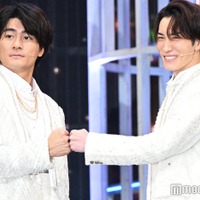 LINEで絆を深め合った森本慎太郎、渡辺翔太（C）モデルプレス