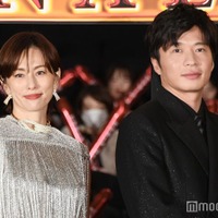 米倉涼子、田中圭（C）モデルプレス