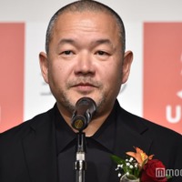 「2024ユーキャン新語・流行語大賞」表彰式に登壇した大根仁監督（C）モデルプレス