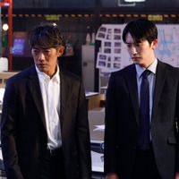 反町隆史、杉野遥亮「オクラ〜迷宮入り事件捜査〜」第10話（C）フジテレビ