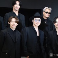 三代目 J SOUL BROTHERS EXHIBITION「JSB3 CLASS」に出席した三代目 J SOUL BROTHERS（前列左から）NAOTO、OMI、今市隆二（後列左から）岩田剛典、小林直己、ELLY、山下健二郎（C）モデルプレス